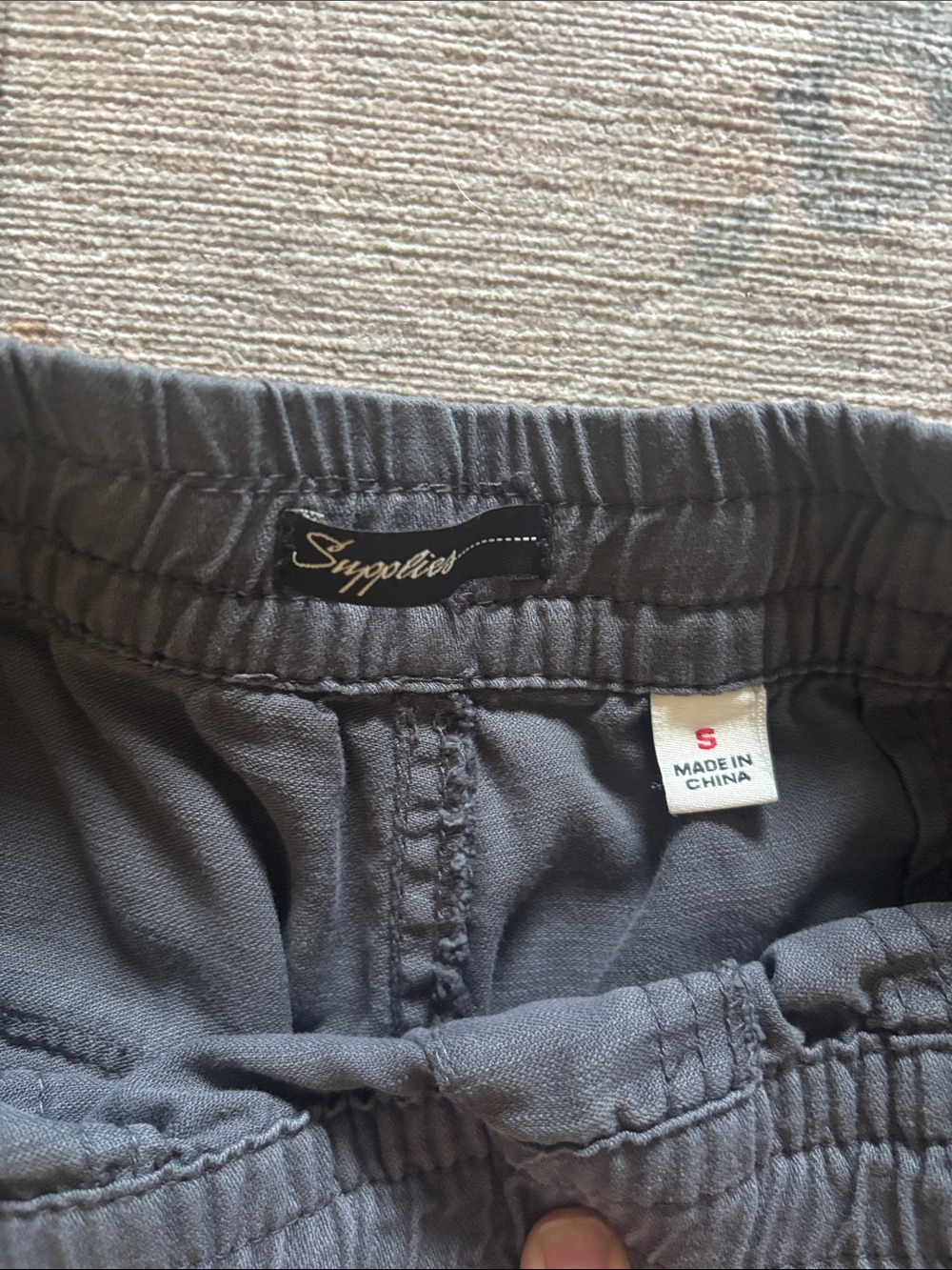 Women's Elastic-Waist Cargo Jogger Pants - Charcoal - Picture 3 of 5